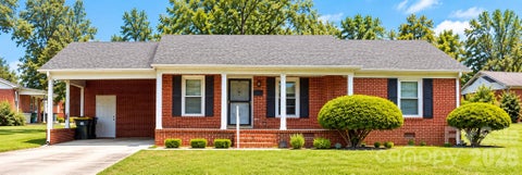 Photo of 612 Martin Luther King Jr Avenue S, Salisbury, NC 28144 (MLS # 4434091)