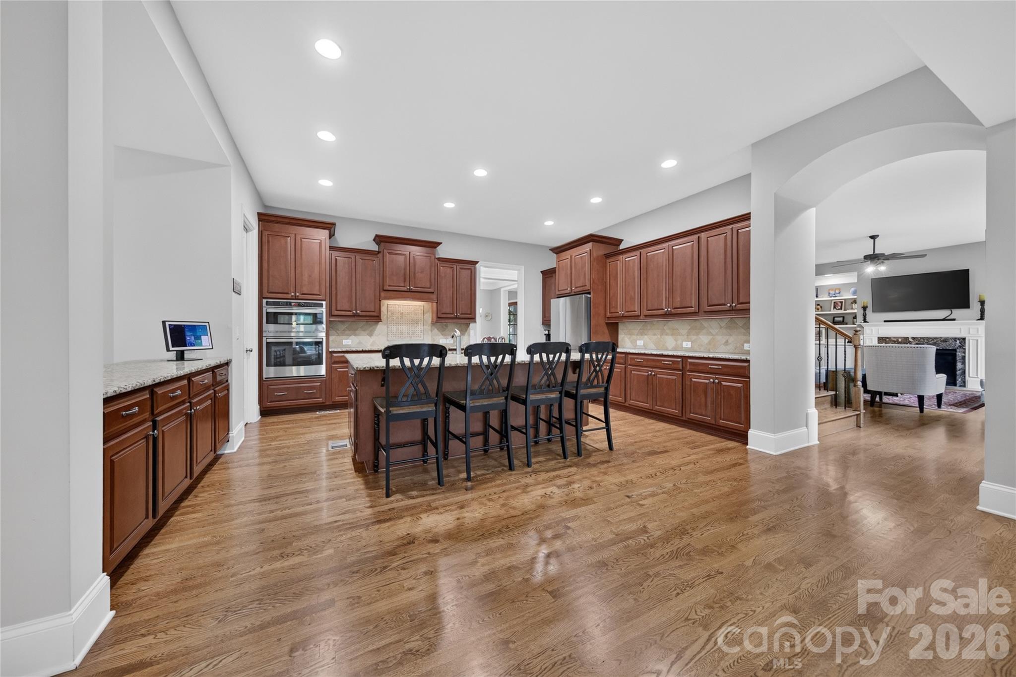 1504 Waybridge Way