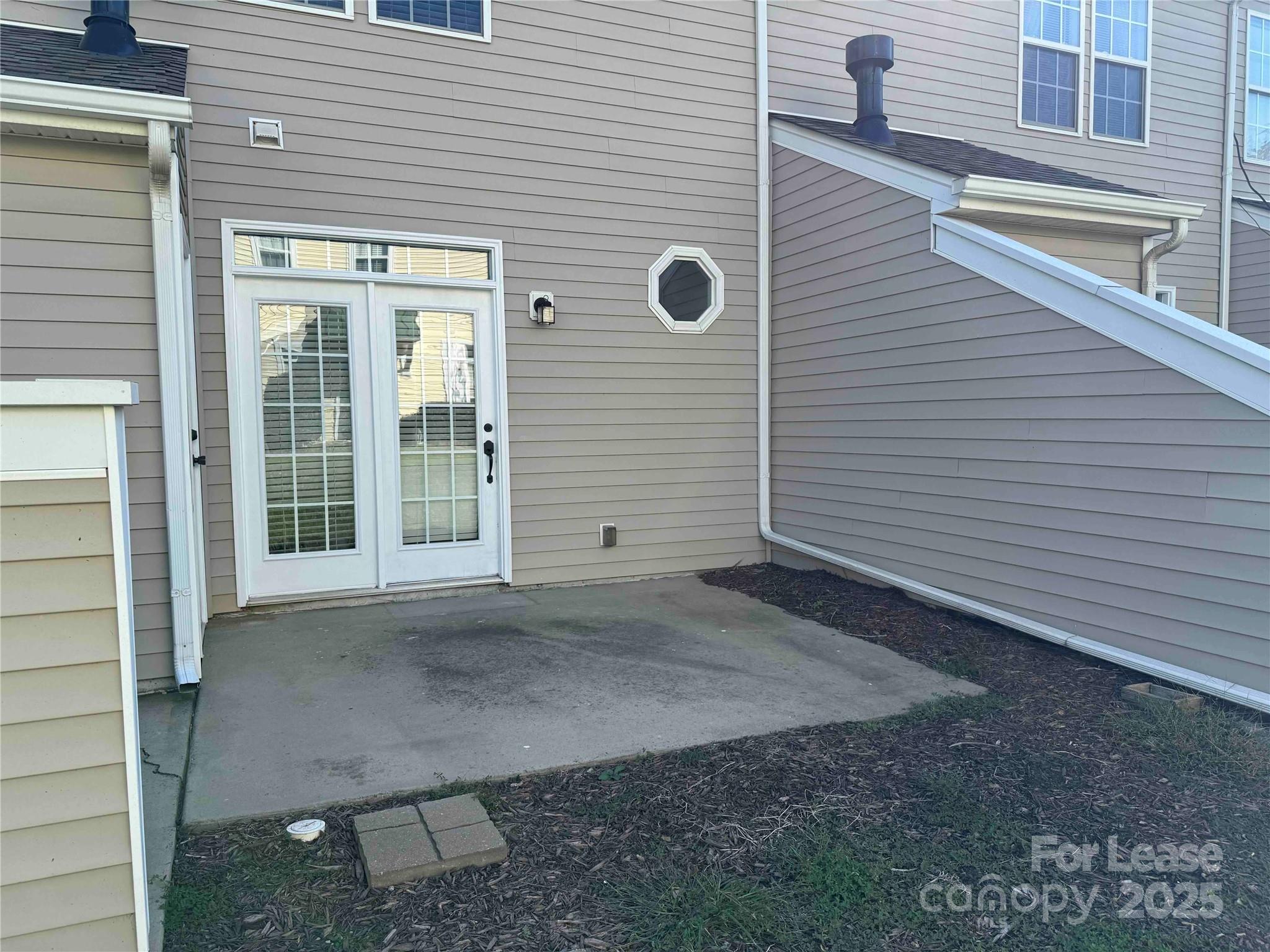 Arlington - Residential Lease