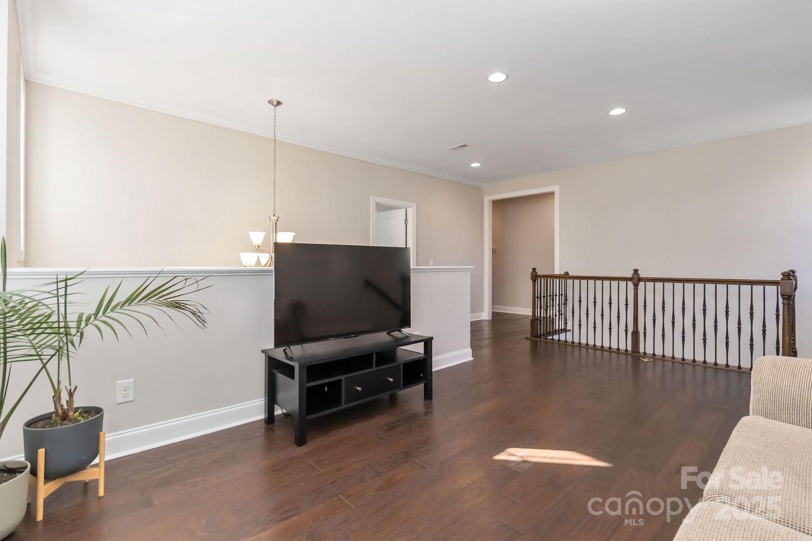 The Palisades - Residential