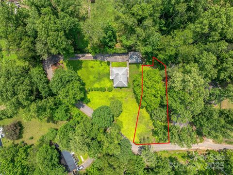 Photo of 99999 W Skyland Circle #2, Asheville, NC 28804 (MLS # 4283737)