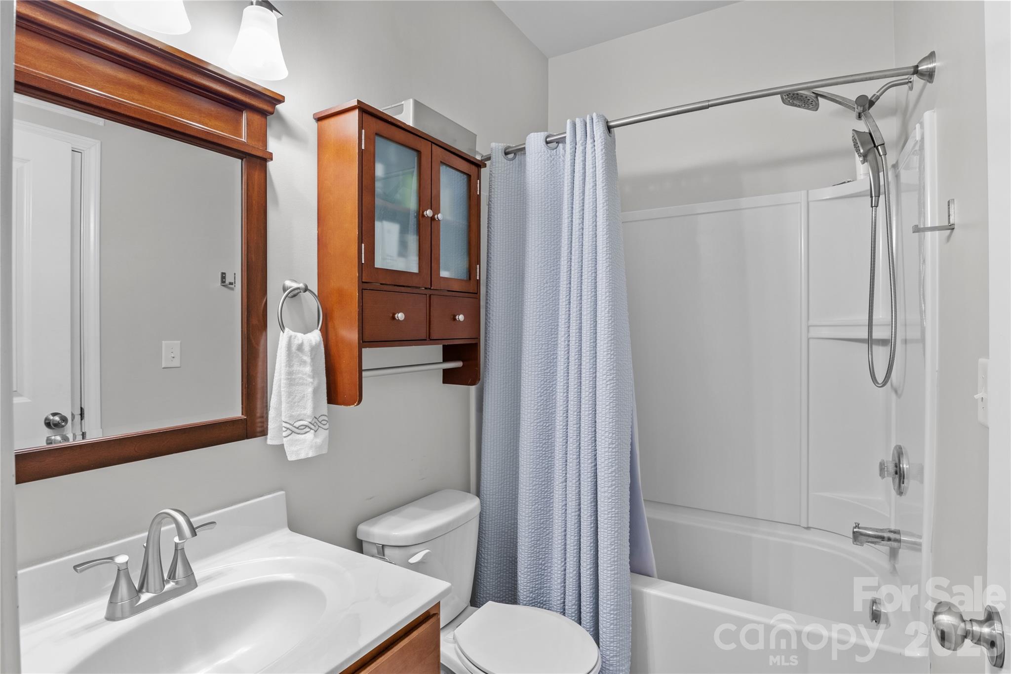 Pond at Harwood - Residential