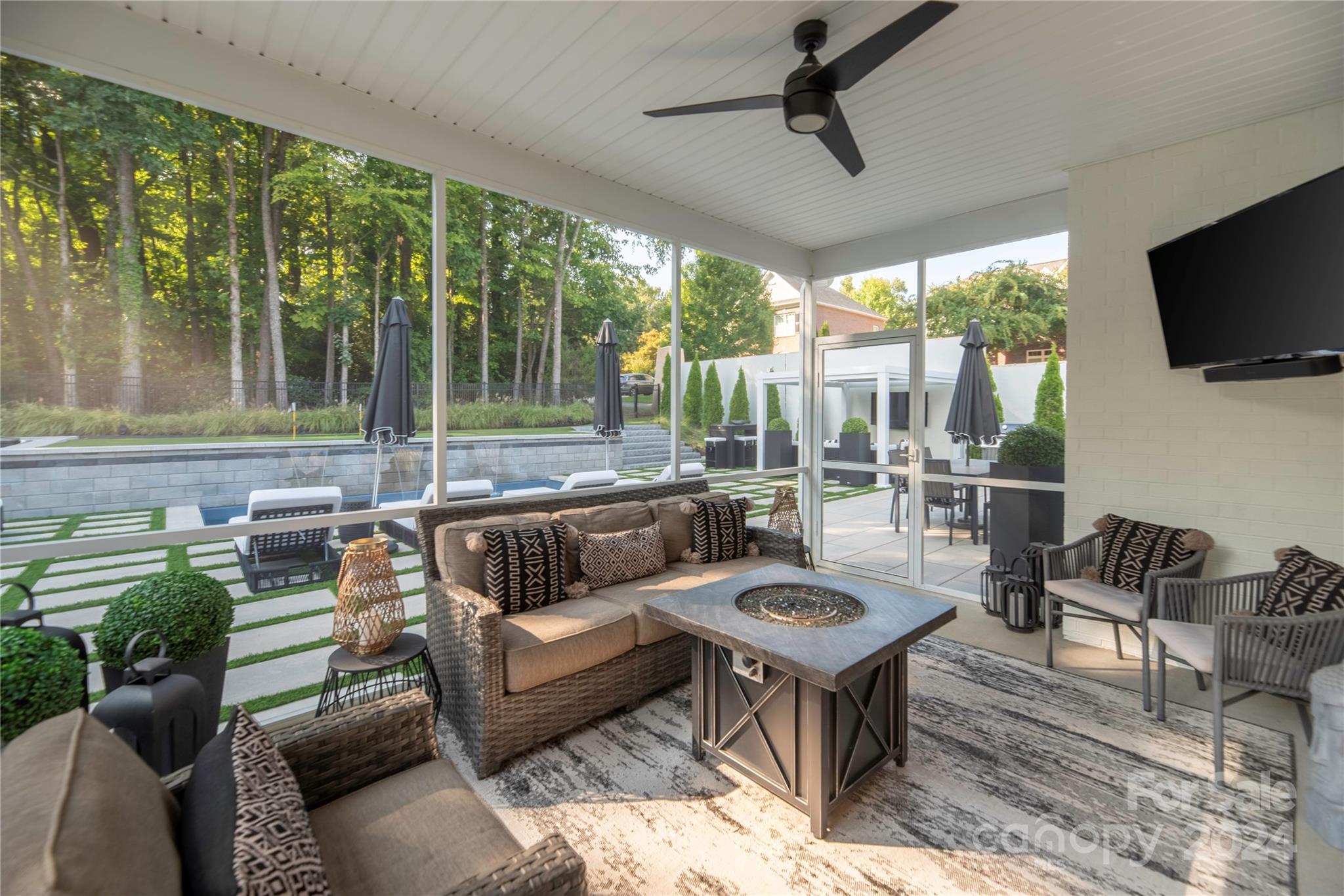 Mediterra At Carmel - Residential