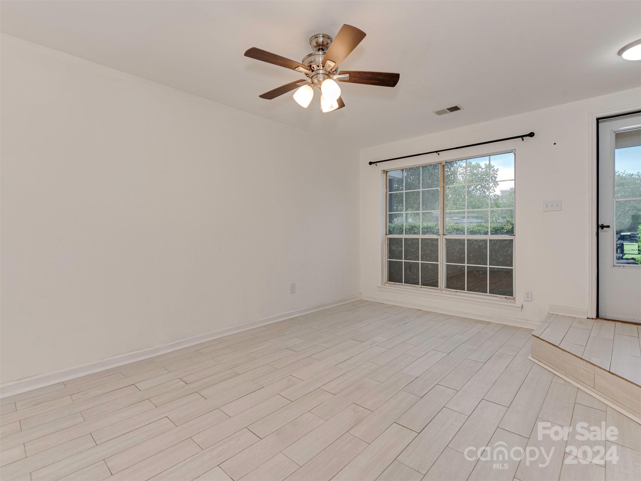 Crestview II - Residential