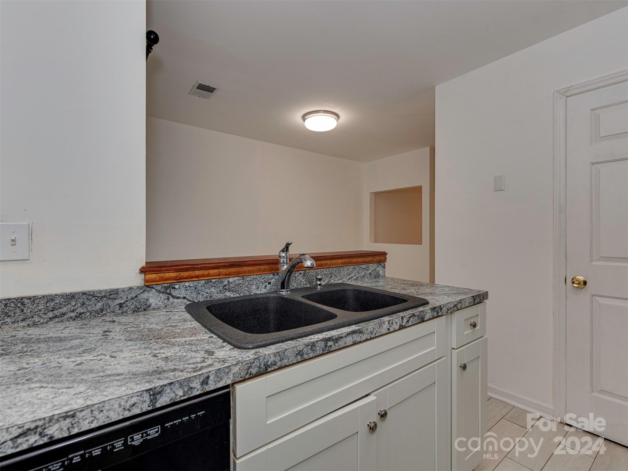 Crestview II - Residential