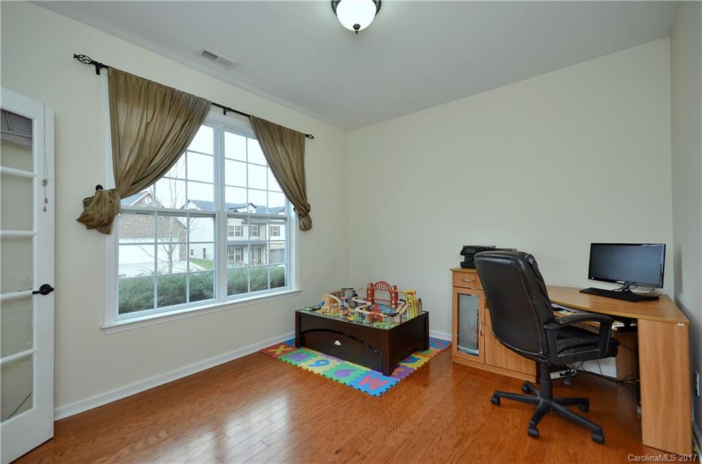 Riverwalk - Residential
