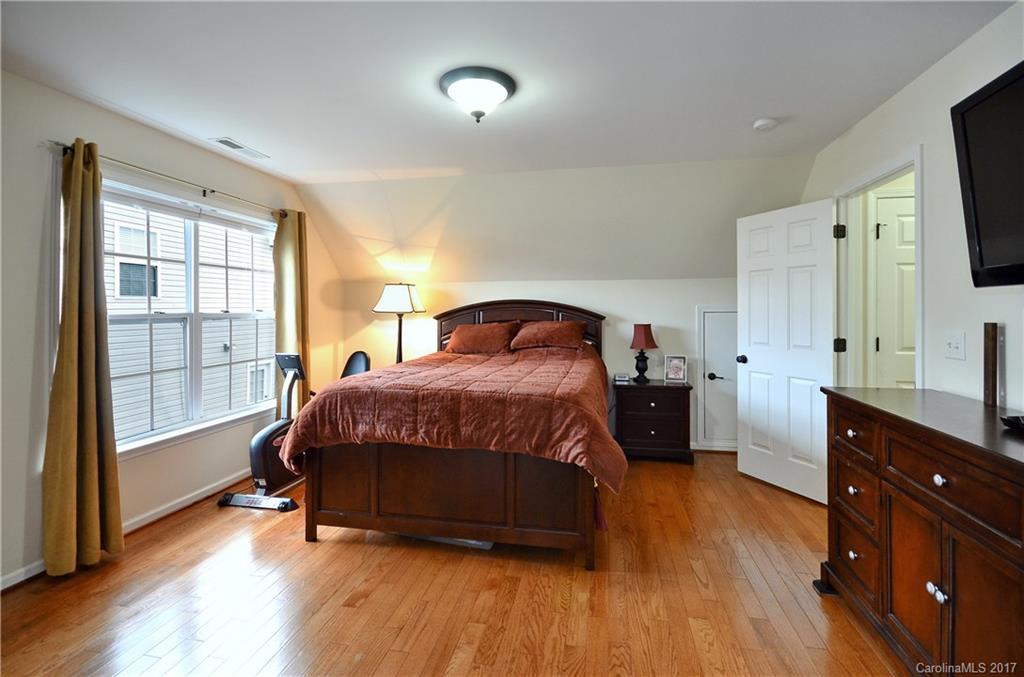 Riverwalk - Residential