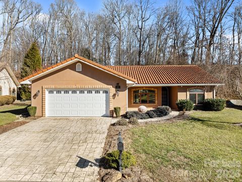 Photo of 26 Ocaso Drive, Asheville, NC 28806 (MLS # 4338118)