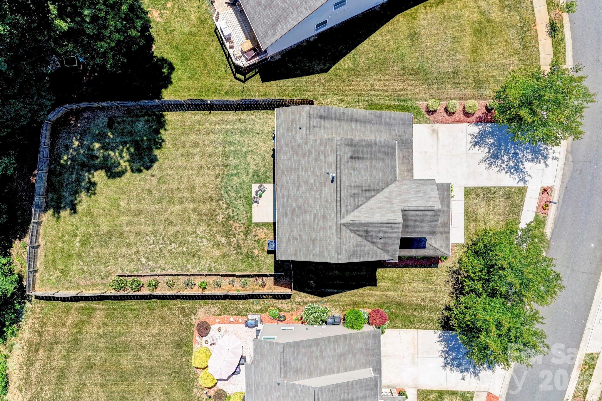 13502 Reunion Street