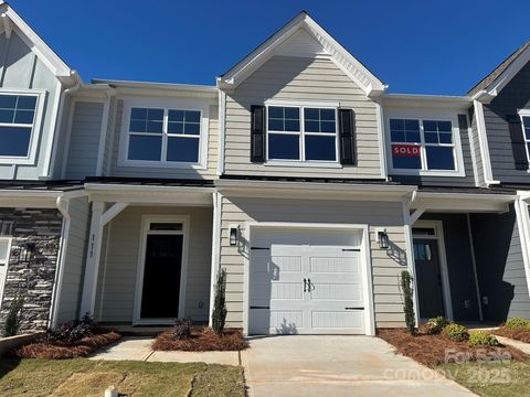 111 Viburnum Road Waxhaw NC 28173