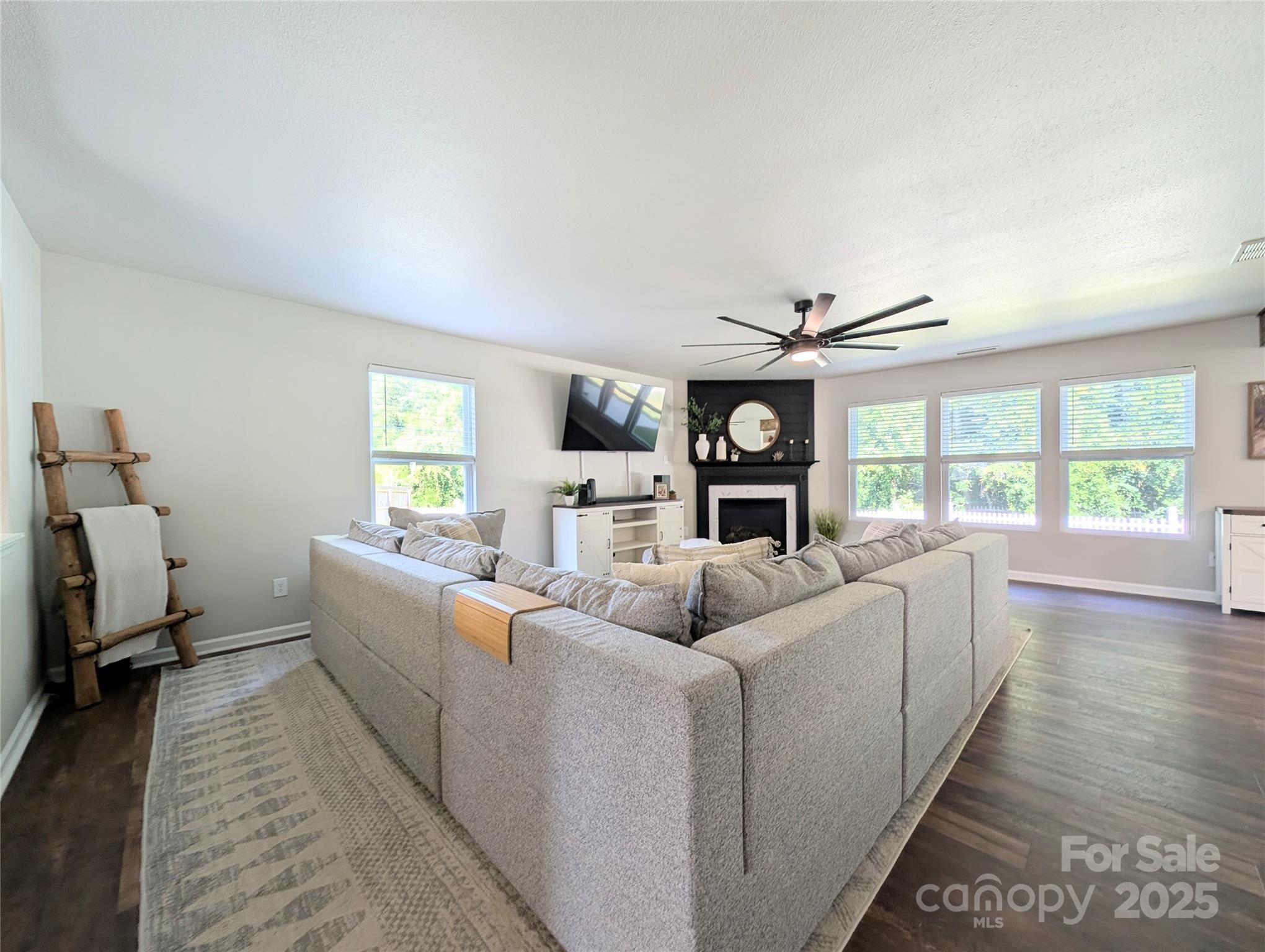 Irish Downs - Residential