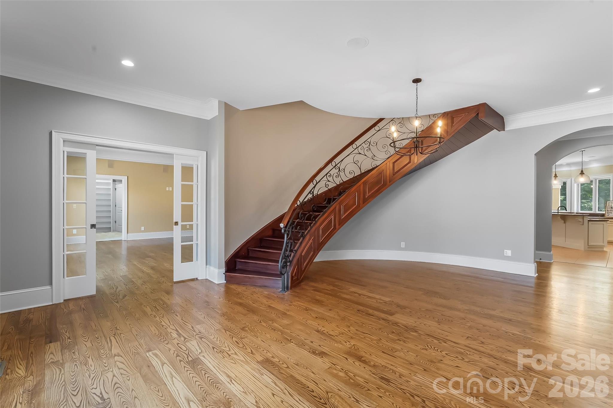 1090 Pearidge Road