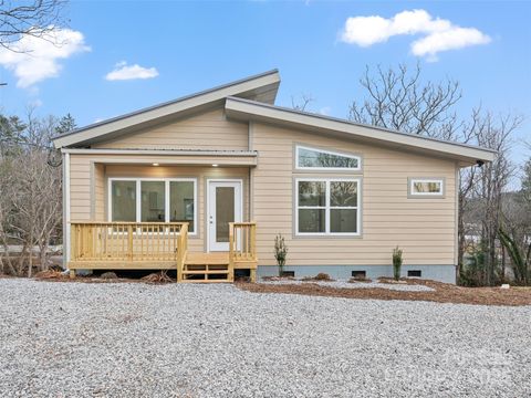 Photo of 48 Phillips Lane, Spruce Pine, NC 28777 (MLS # 4327090)