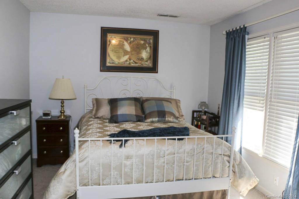 Tega Cay - Residential