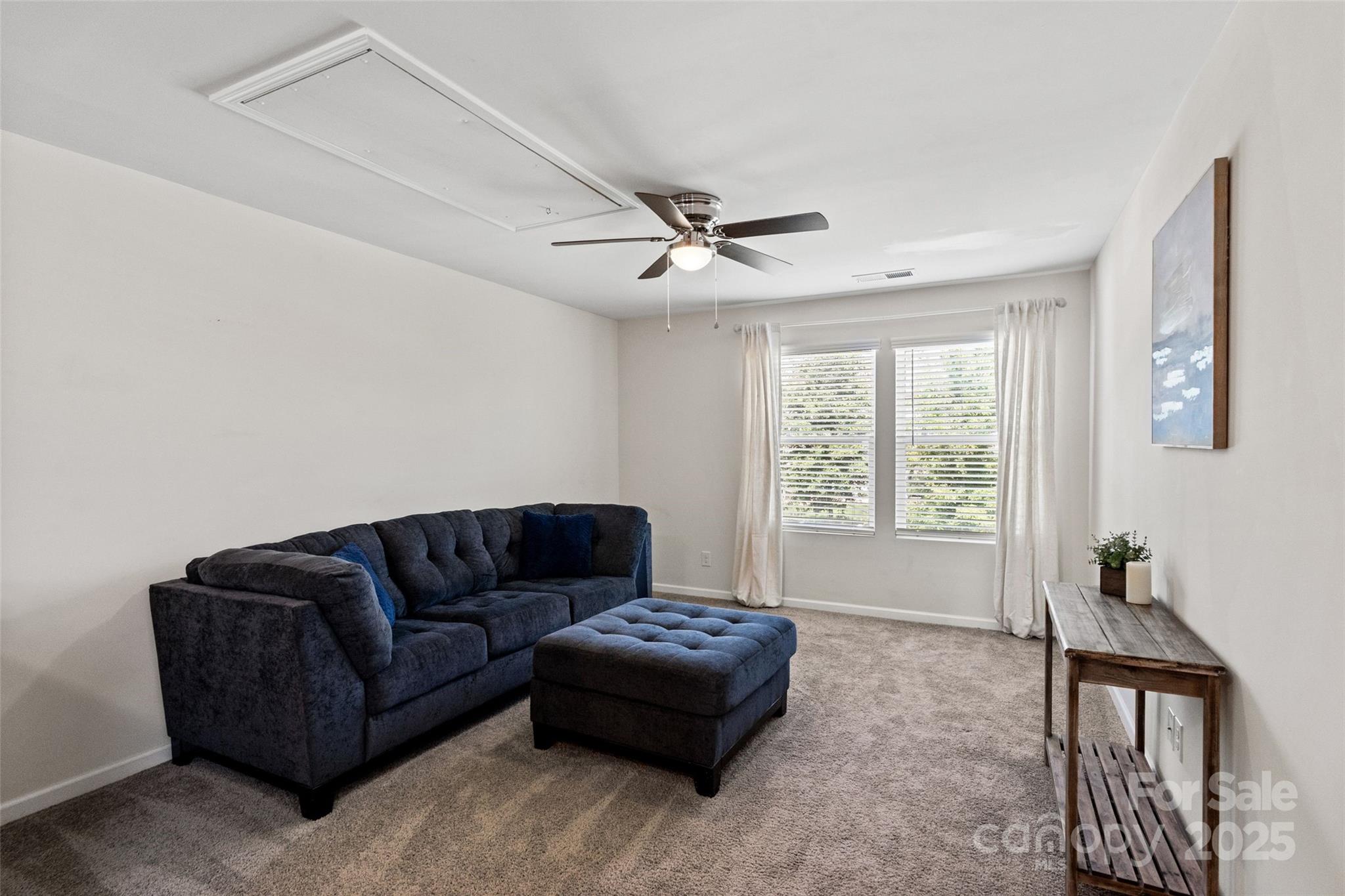 Kings Grove Manor - Residential