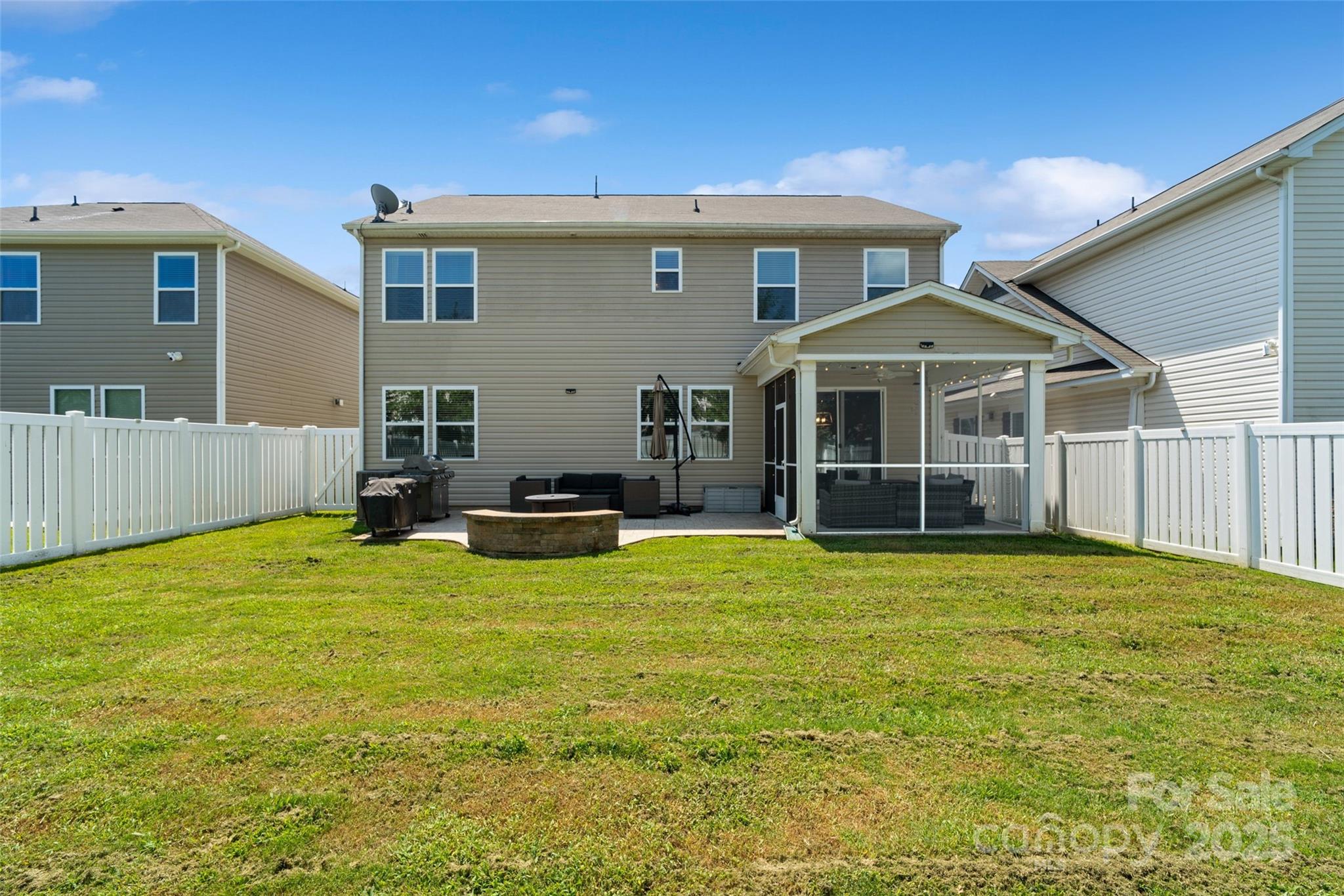 Kings Grove Manor - Residential