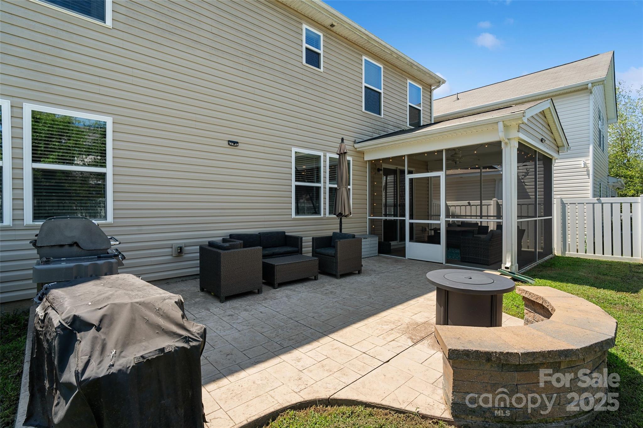 Kings Grove Manor - Residential