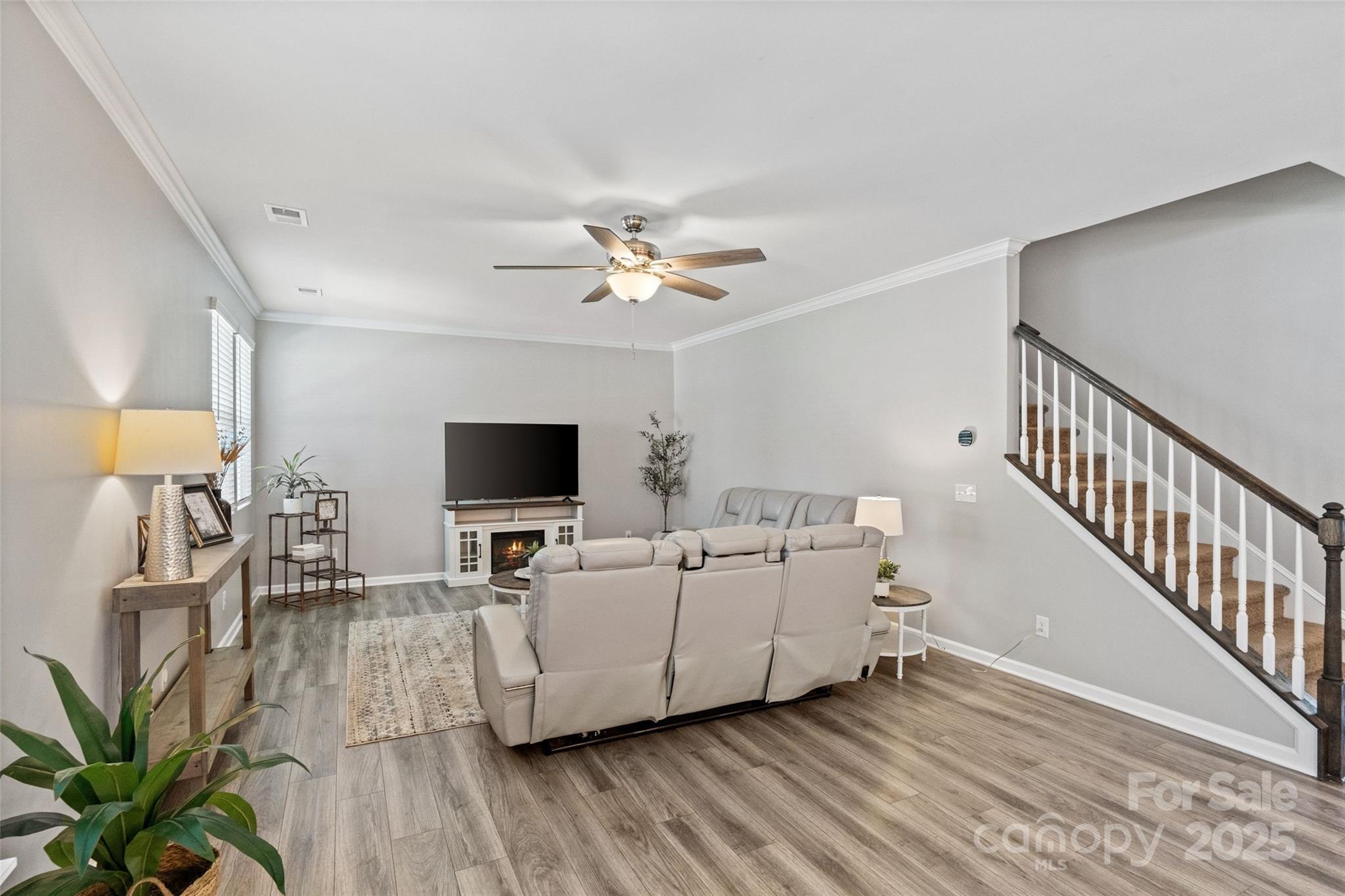 Kings Grove Manor - Residential