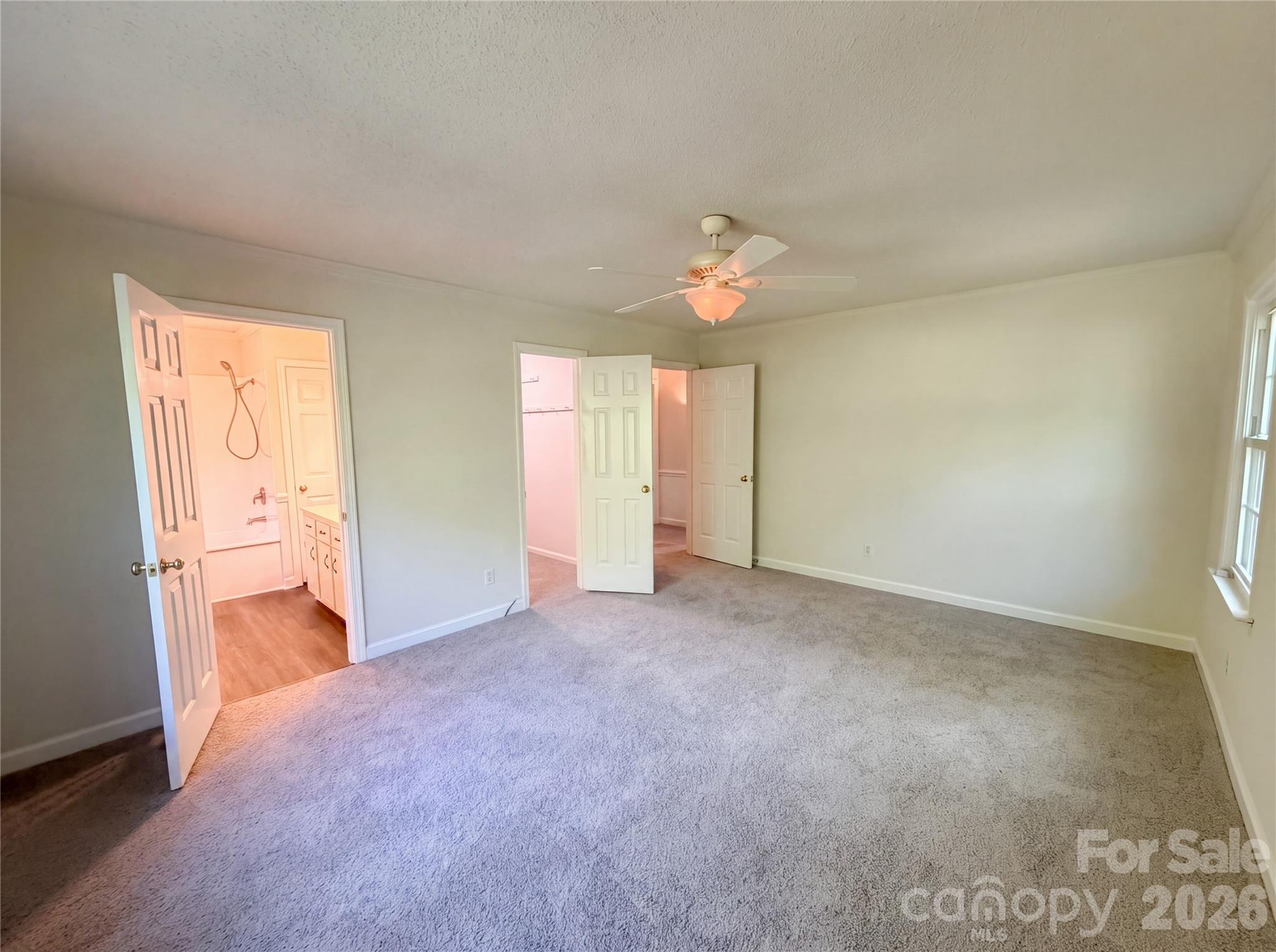 1614 Colfax Drive SE