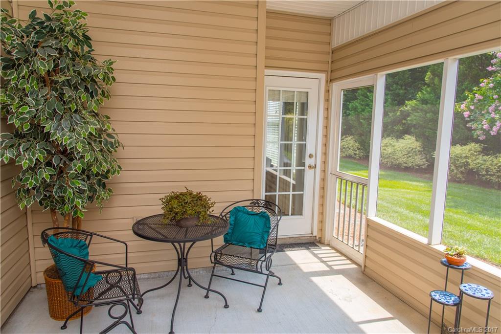 Rocky River Crossing - Residential