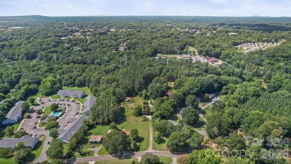 606 ROBINSON CLEMMER RD, DALLAS, NC 28034 - Image 65e99cf554e07e0c3c9d18a9d0ecb7ce/2003664614