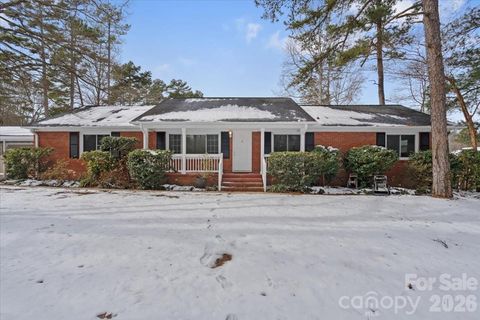 6721 Alanbrook Road Charlotte NC 28215