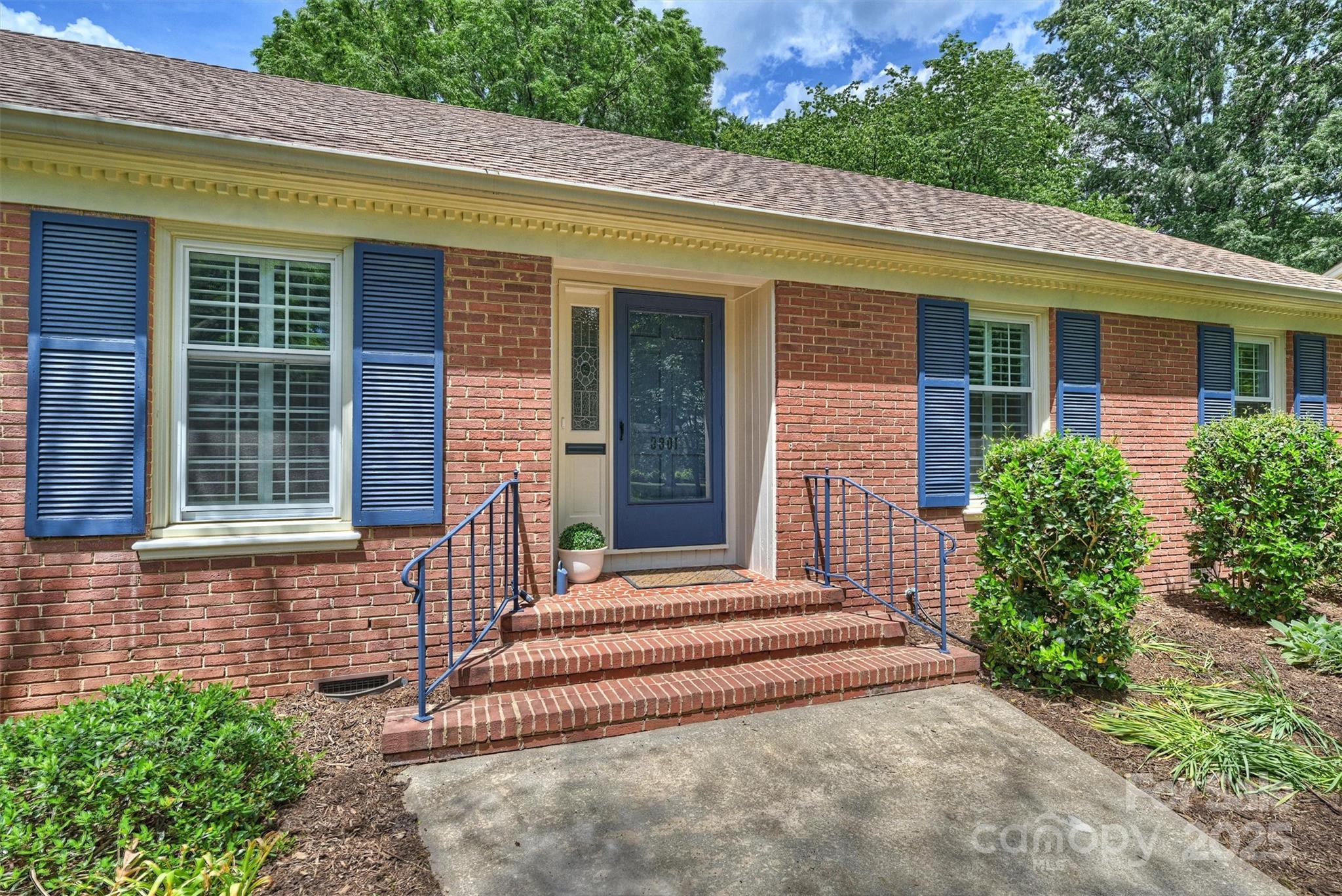 3901 Kitley Place