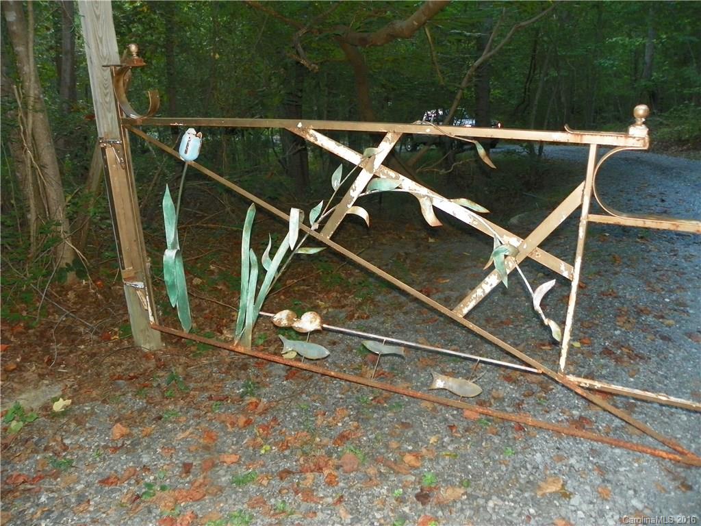 Lesslie Woods - Residential