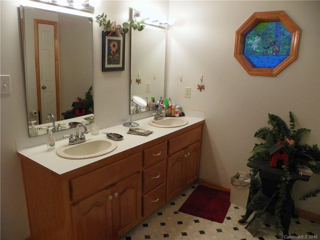 Lesslie Woods - Residential