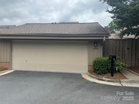 4909 Torrey Pines Court Charlotte NC 28226