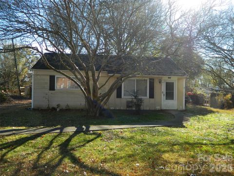 1017 Nations Drive Charlotte NC 28217