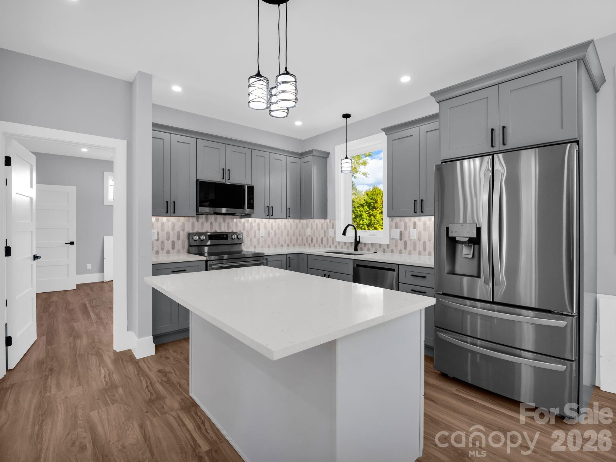 1 Pinnacle View Road