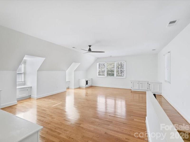 Giverny - Residential