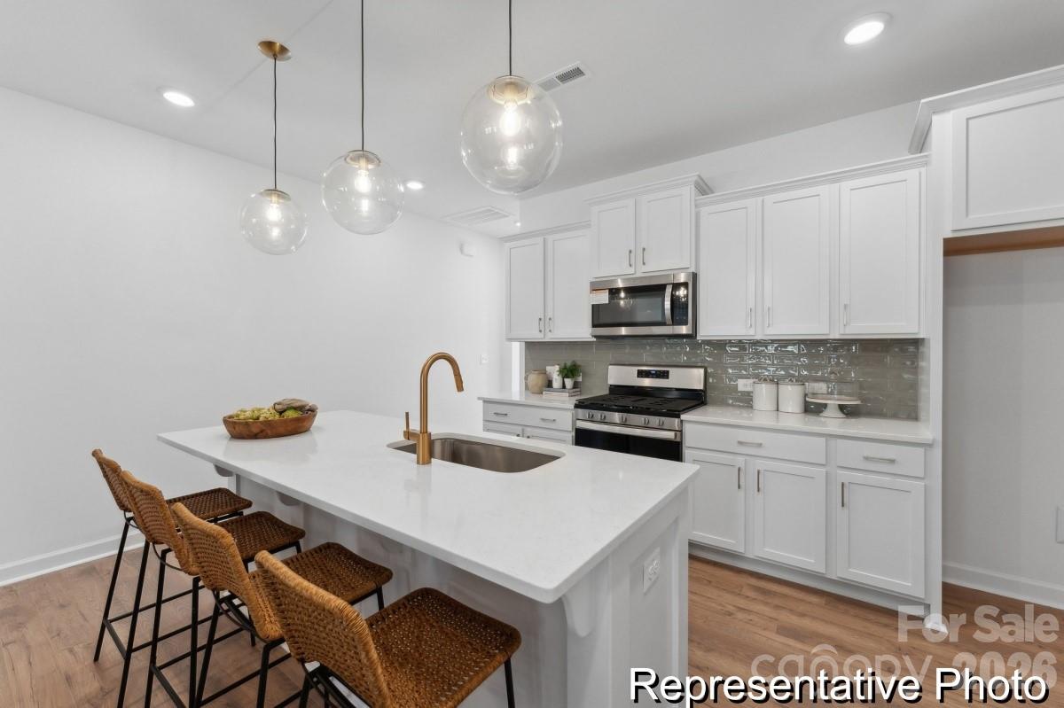 935 Gondola Court 16a