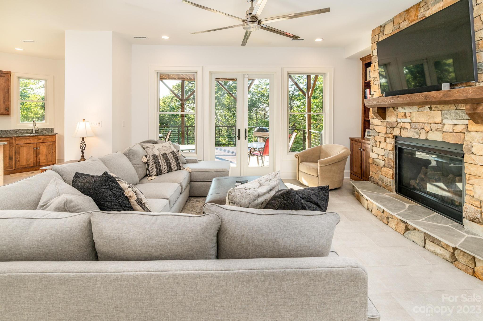 Little Mountain Estates - Residential