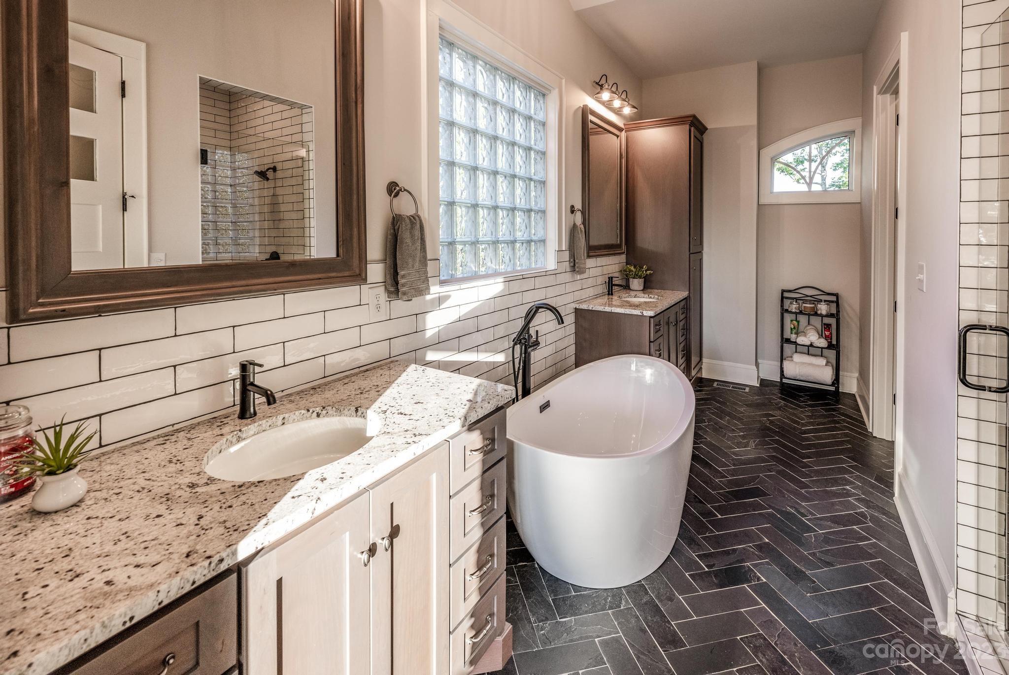 Little Mountain Estates - Residential