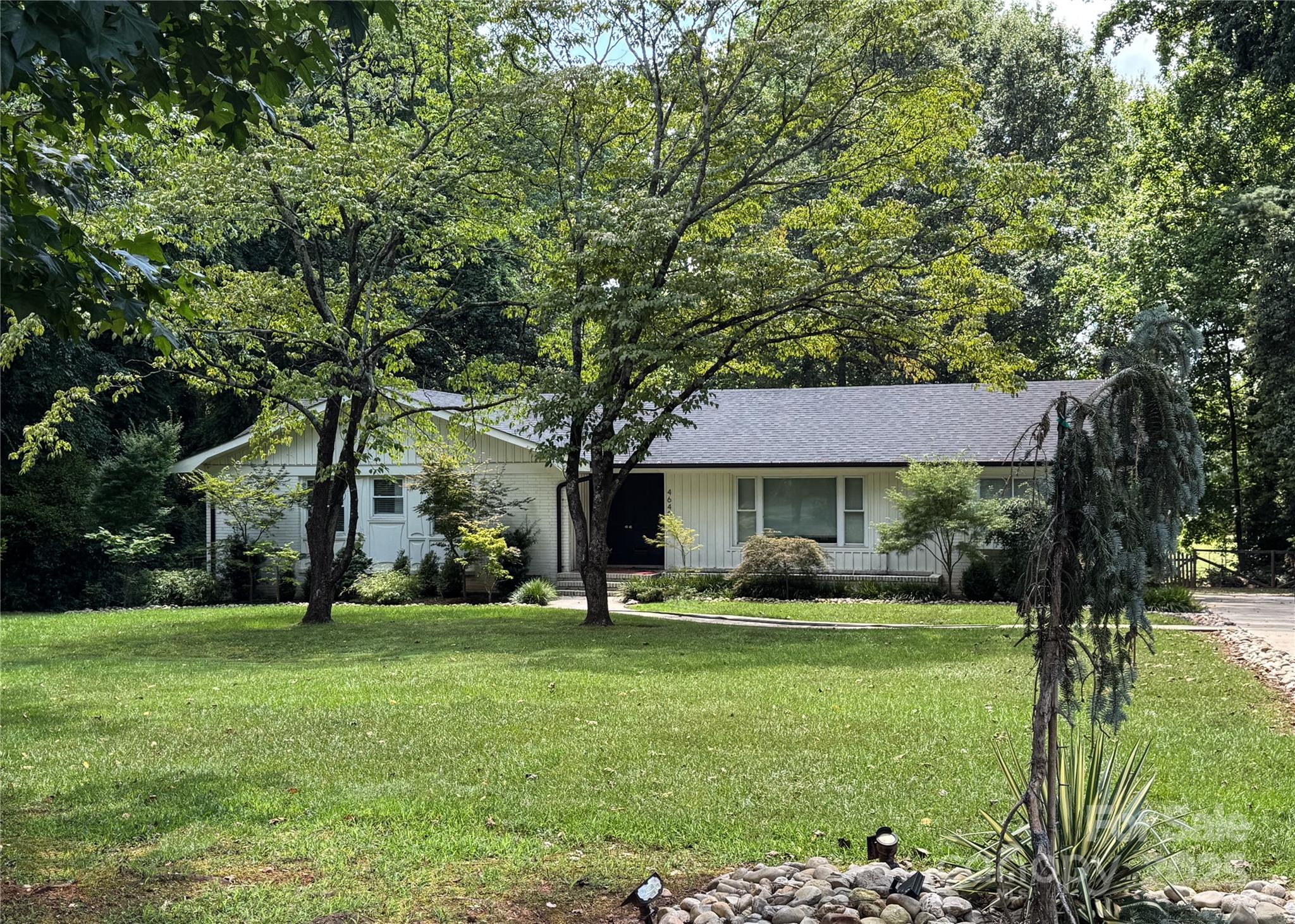 4640 Town and Country Drive