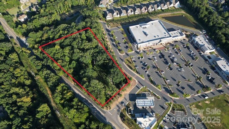 4.7 acres with road frontage in Marvin Gardens! PRIME LOCATION! Major development opportunity. Neighboring parcels consist of Publix, Dunkin Donuts, 7/11 Convenience Store, Etc.