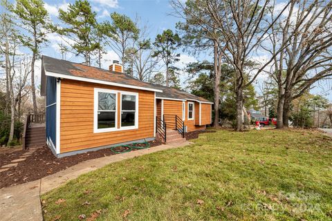 A home in Tega Cay