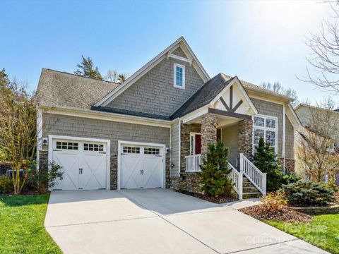 Photo of 19914 Wooden Tee Drive, Davidson, NC 28036 (MLS # 4326854)