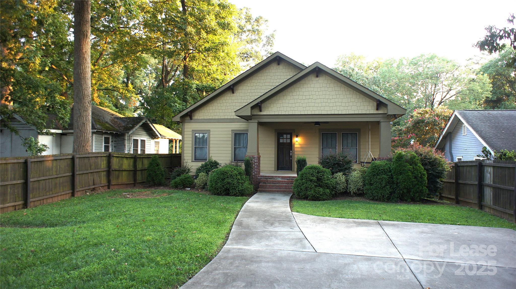 2014 Rozzelles Ferry Road