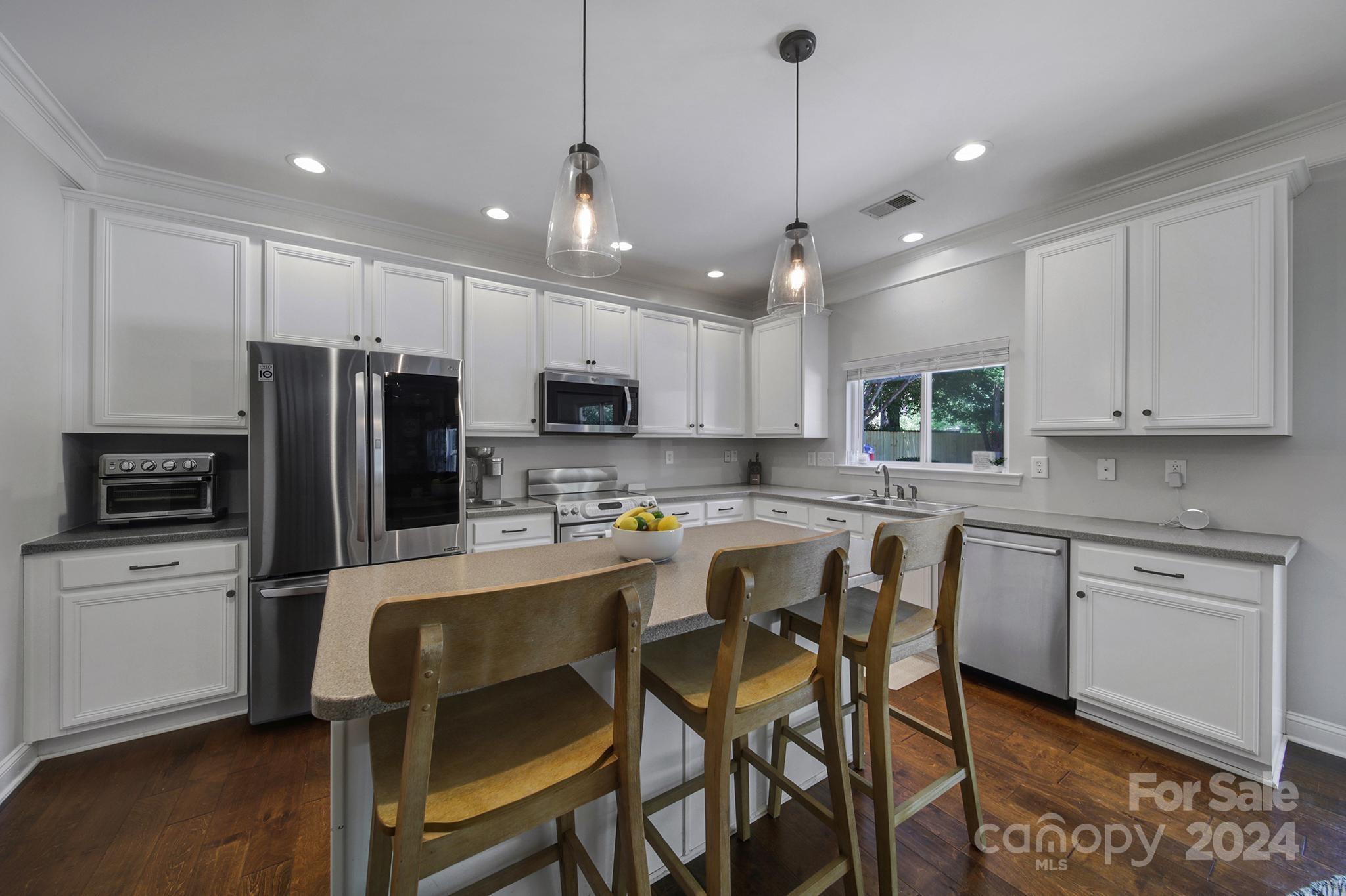 Regent Park - Residential