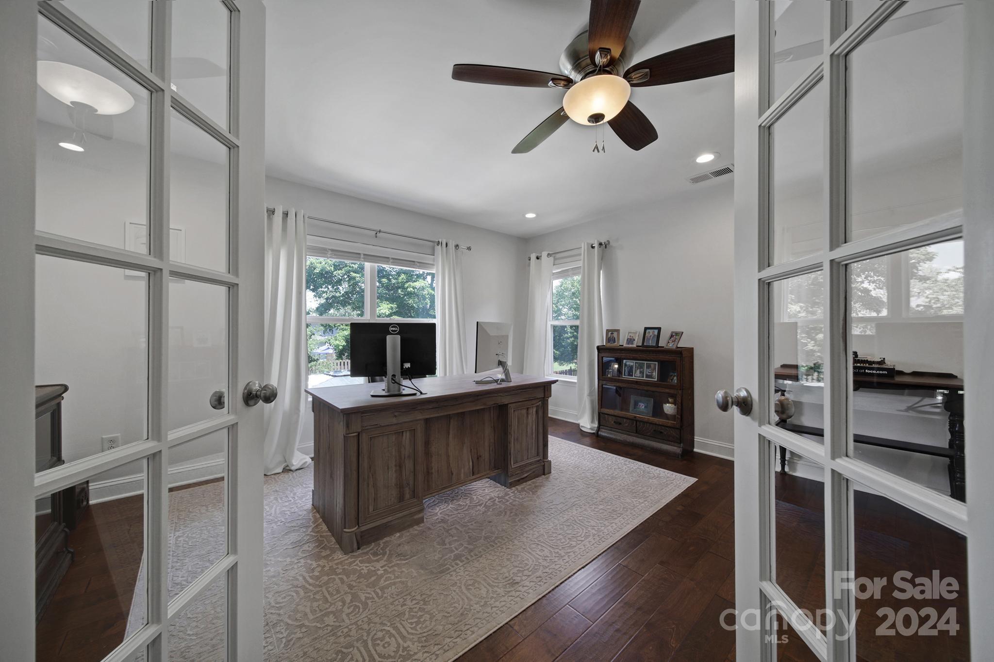 Regent Park - Residential