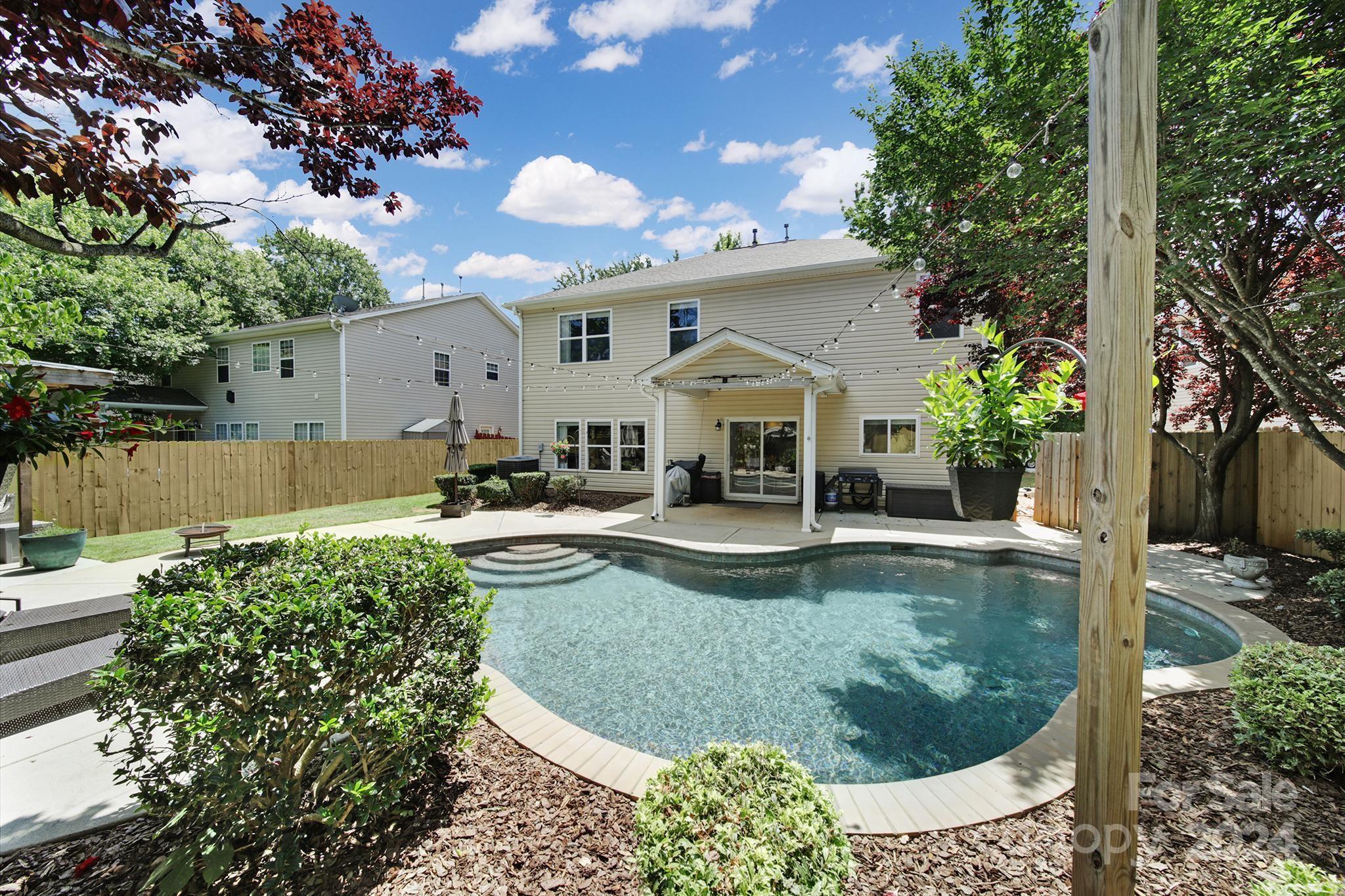 Regent Park - Residential