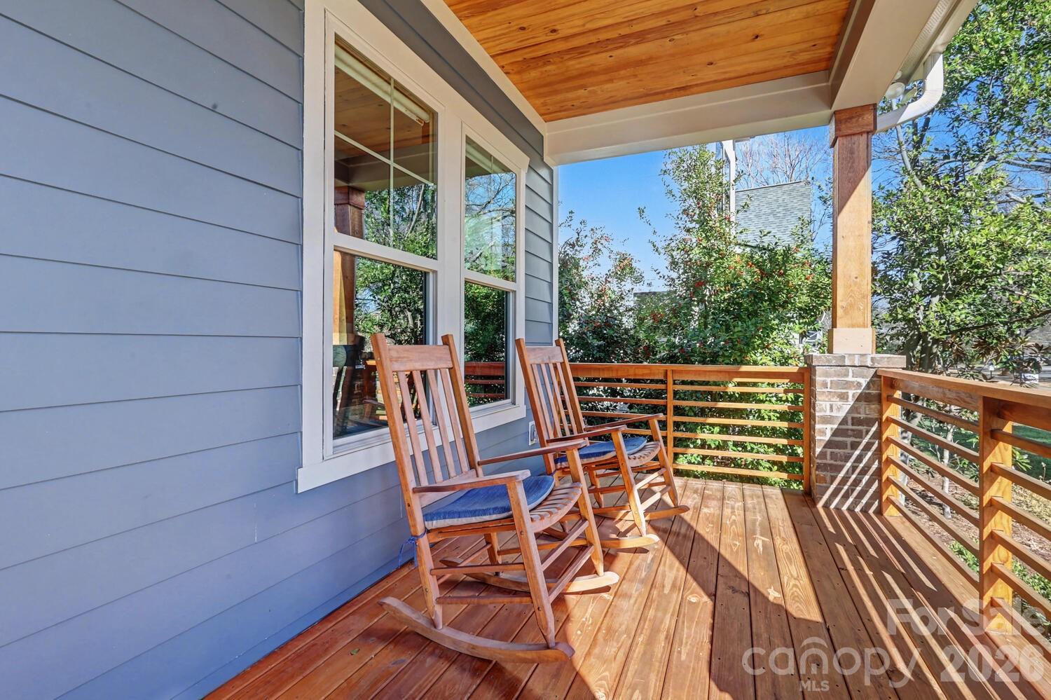 2852 Dorchester Place