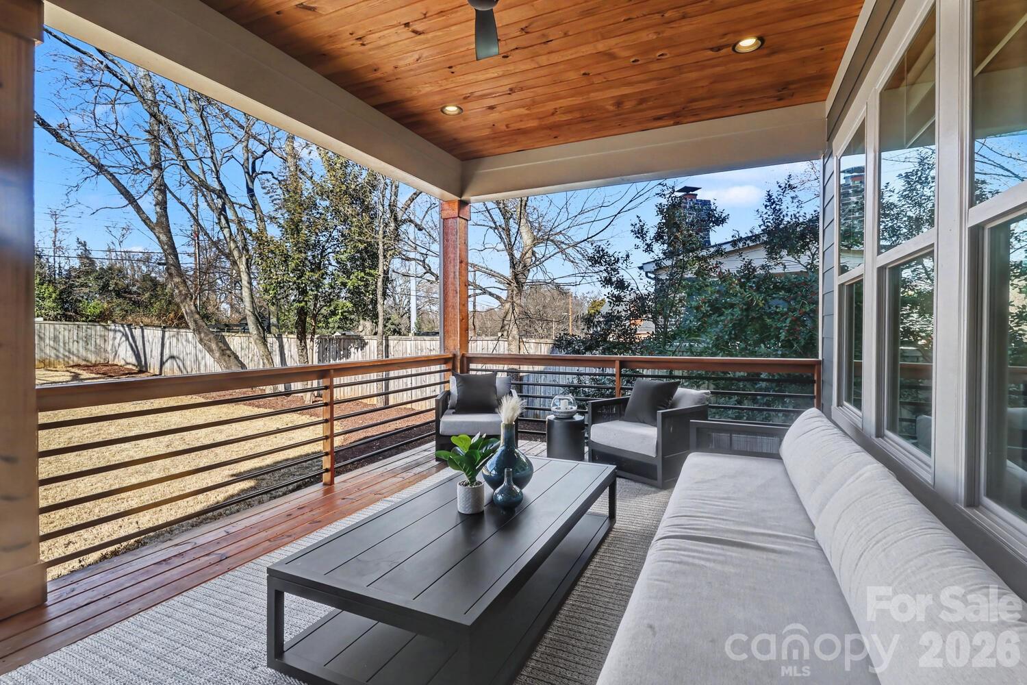 2852 Dorchester Place