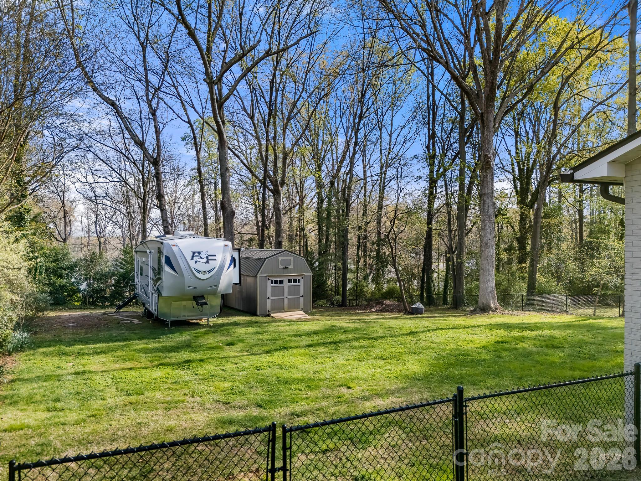 Lincoln Estates - Residential