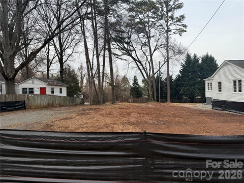 Photo of 733 Fugate Avenue, Charlotte, NC 28205 (MLS # 4399561)