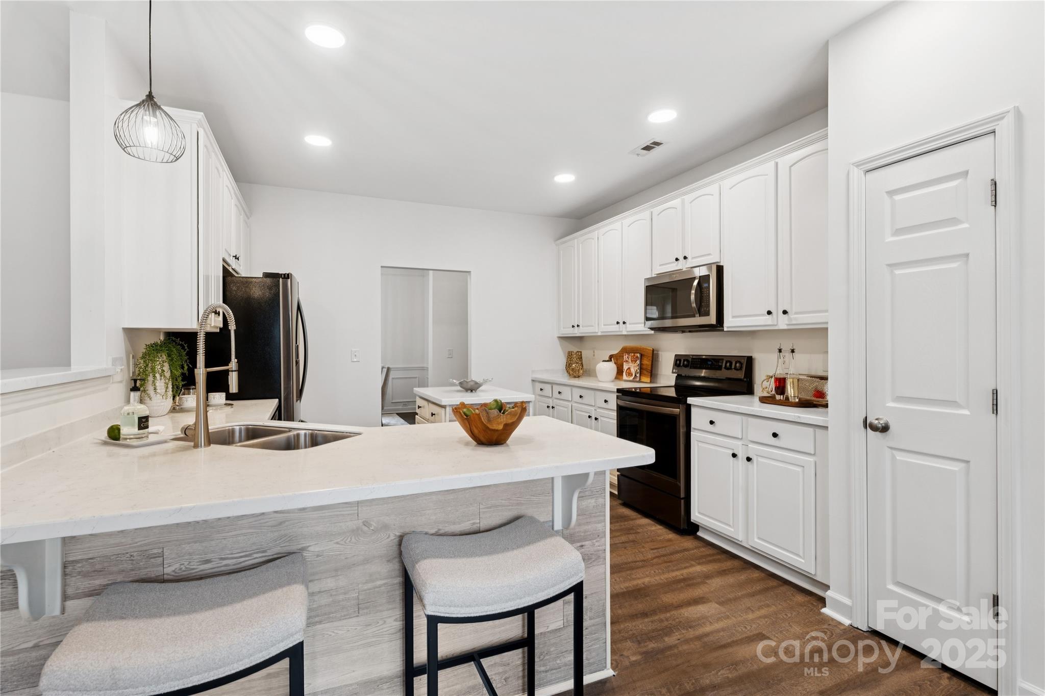 Chadwyck At Regent Park - Residential