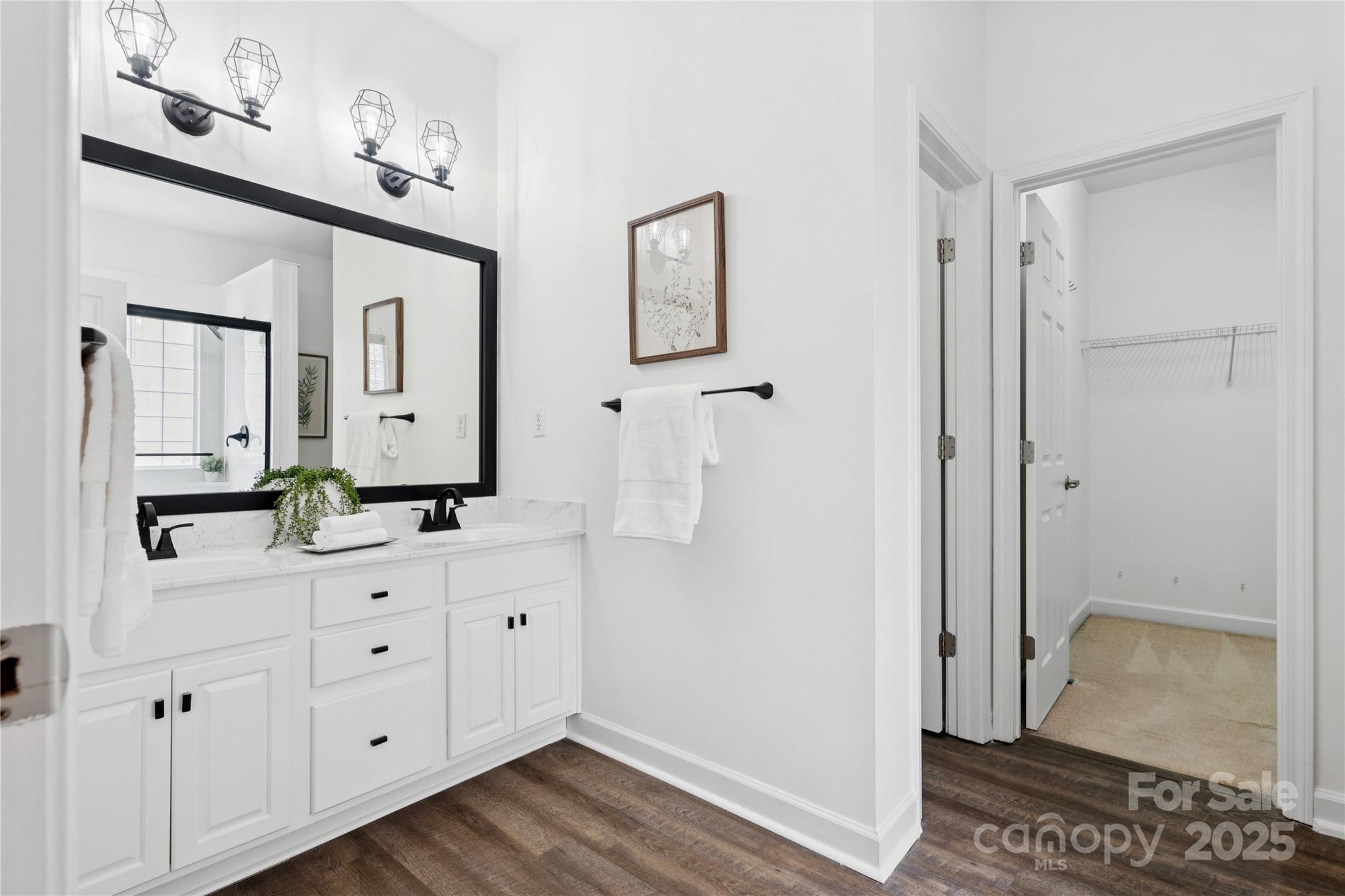 Chadwyck At Regent Park - Residential